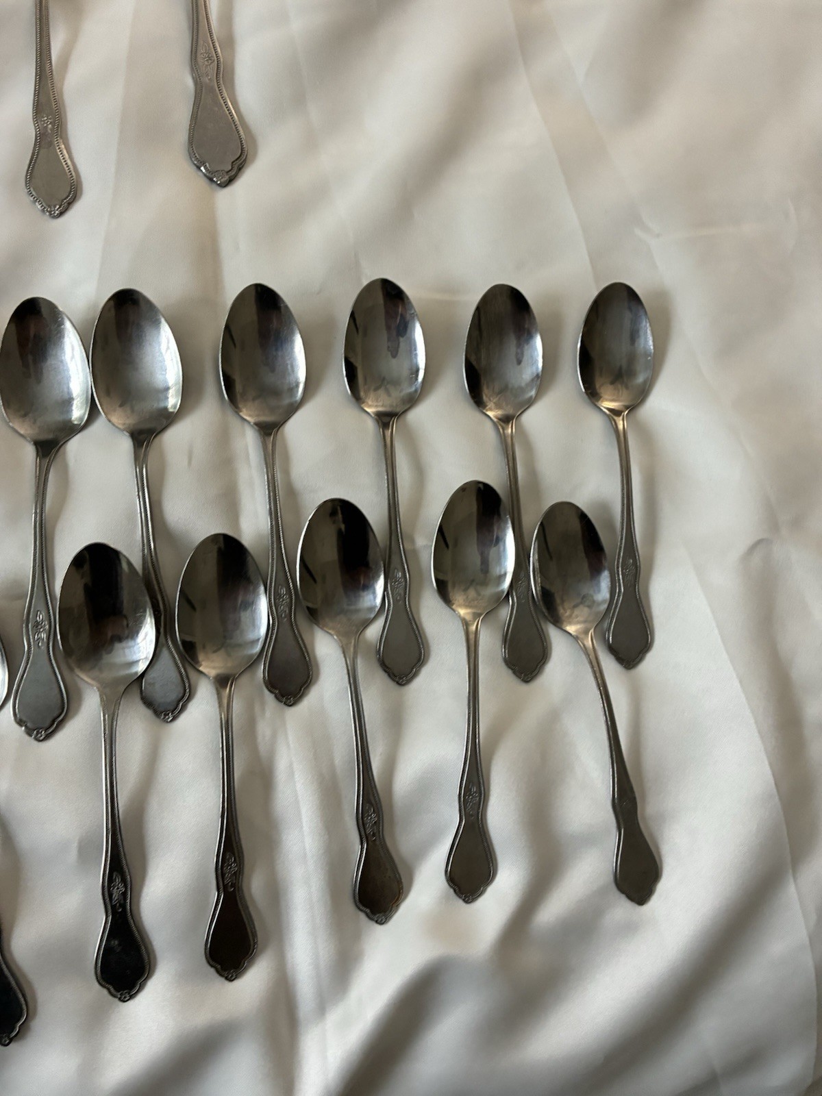 Oneida Morning Blossom Stainless Forks Knives Spoons Teaspoons Serving Lot Of 51
