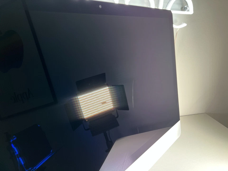 iMac (2019) 27" – Intel i5 3.1GHz • Radeon Pro 575X – 3TB Fusion Drive – Read - Image 3 of 4