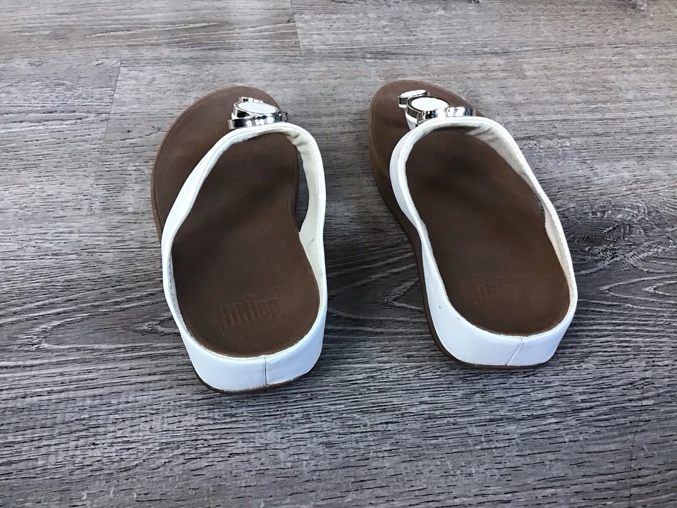 Sandalias FitFlop para mujer 8 halo ribete metálico chanclas puntera-poste cuña 142-194 Foto 3 de 4