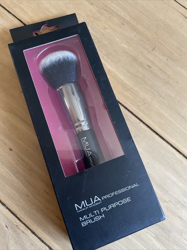 MAKEUP ACADEMY (MUA) BLACK MULTI PURPOSE (FACE) BRUSH - BRAND NEW IN BOX - Picture 1 of 3