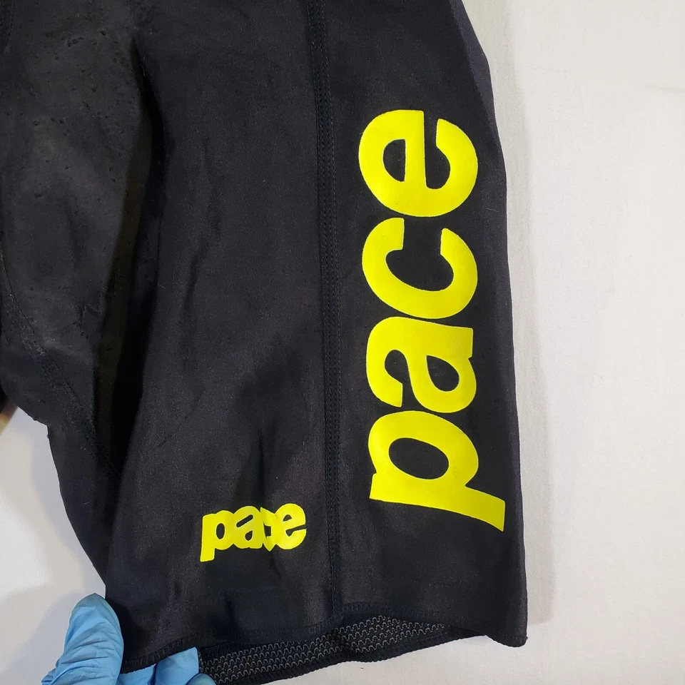 Pace 黑色 Dupont Lycra 复古 90 年代全新带标签损坏阅读 - L 加垫自行车短裤 — 第 2/4 张图片