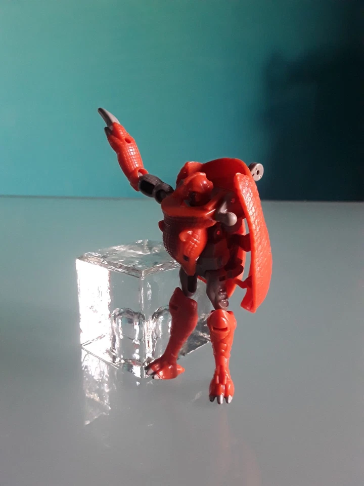 "HASBRO" "TAKARA" Transformers "BEAST WARS" ARMORDILLO, 1995, altezza 10 cm. - Immagine 3 di 4