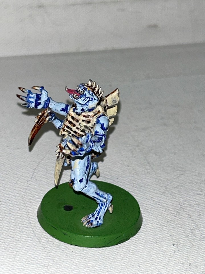 Warhammer 40k Necrons Monolith (peint) - OOP Xenos