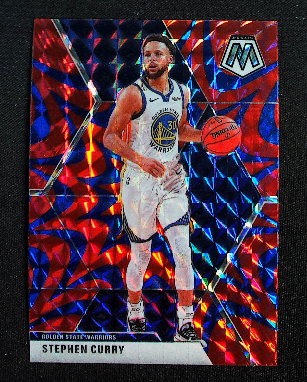 2019-20 Panini Mosaic Reactive Blue Prizm Stephen Curry #70