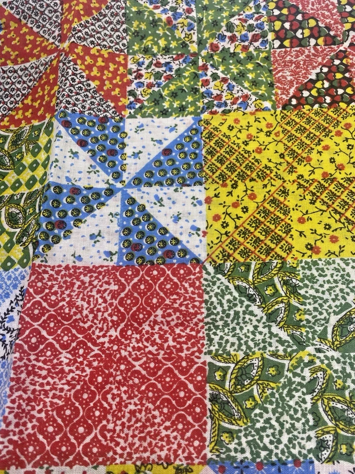 Vintage Patchwork Print Fabric 1970s Floral Pinwheel Country Primitive 1+ Yds - Image 4 of 4