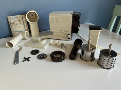 Vintage Moulinex Food Prep Machine Kitchen Food Grinder Processor Model 252