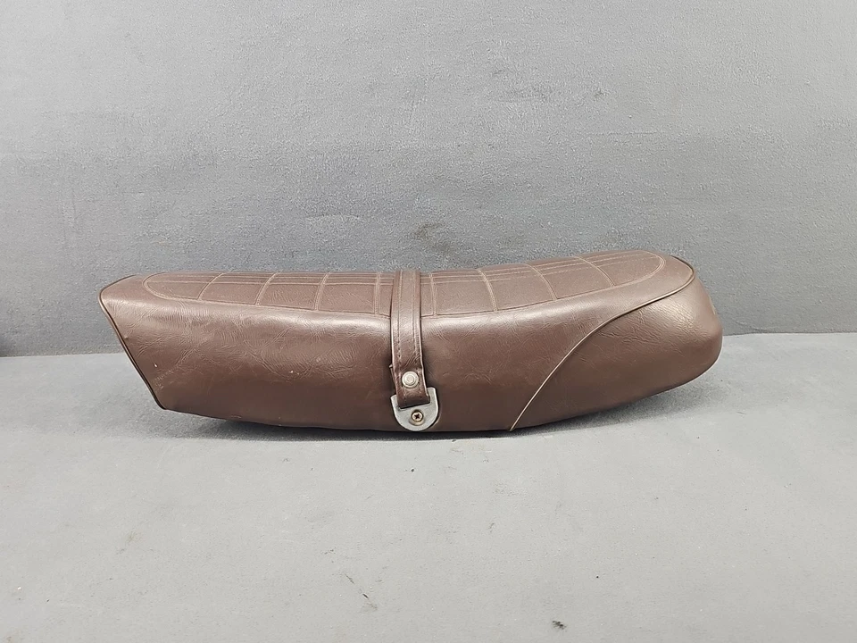 Kawasaki KZ400A KZ400 KZ 400 1975 1976 1977 original asiento marrón fabricante original usado Foto 2 de 4