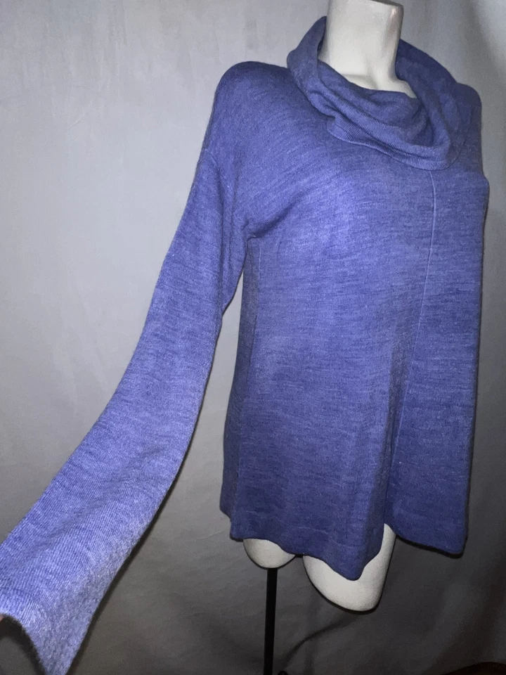 Novo Suéter Feminino DEBBIE MORGAN Tamanho M Azul Decote Capuz LS A Linha Pulôver - Imagem 3 de 4