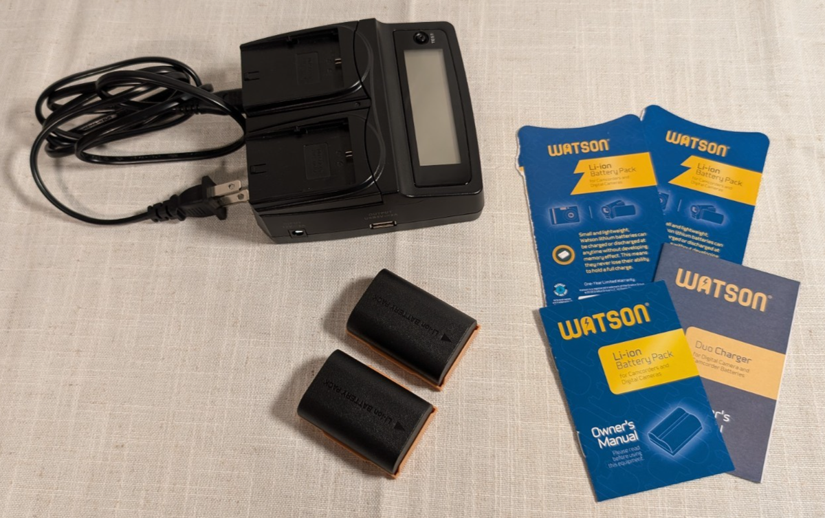Watson Duo Charger x2 Li-ion Camera Batteries Complete w