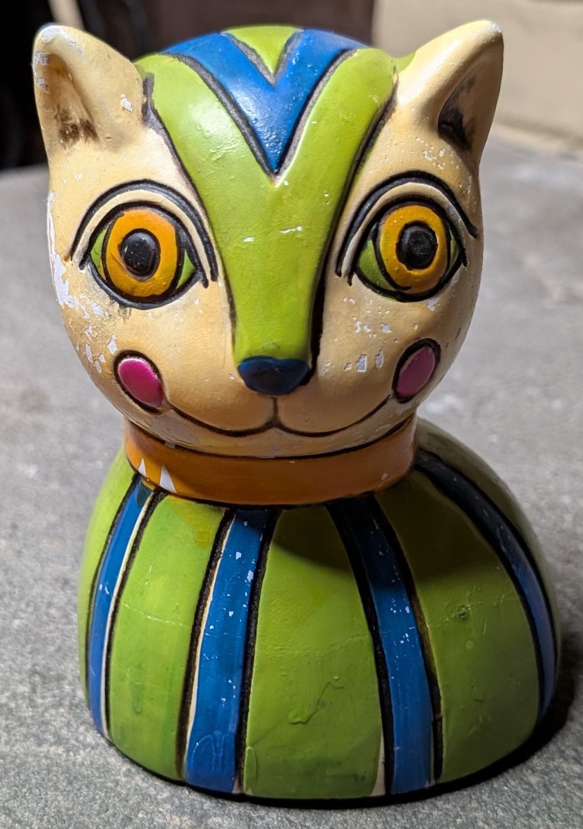 Vintage 1969 Psychedelic Chalkware Cat 6
