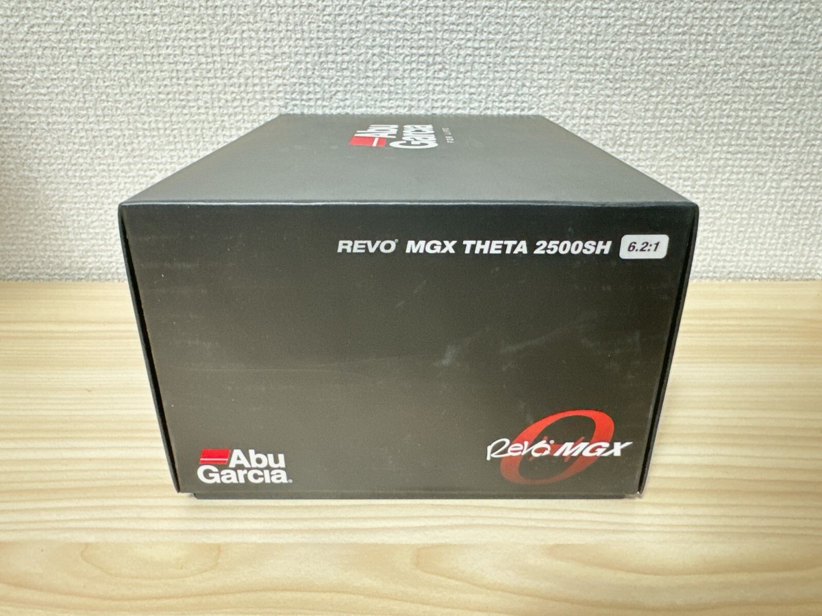 Abu Garcia Spinning Reel REVO MGX THETA 2500SH 6.2:1 Fishing Abu Garcia Spinning Reel REVO MGX THETA 2500SH 6.2:1 Fishing
