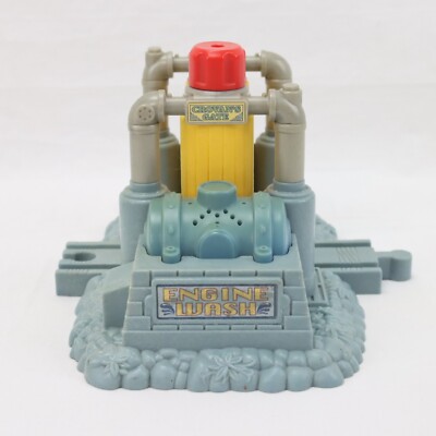Thomas & Friends Train Set Crovan's Gate Engine Wash - Working Sound