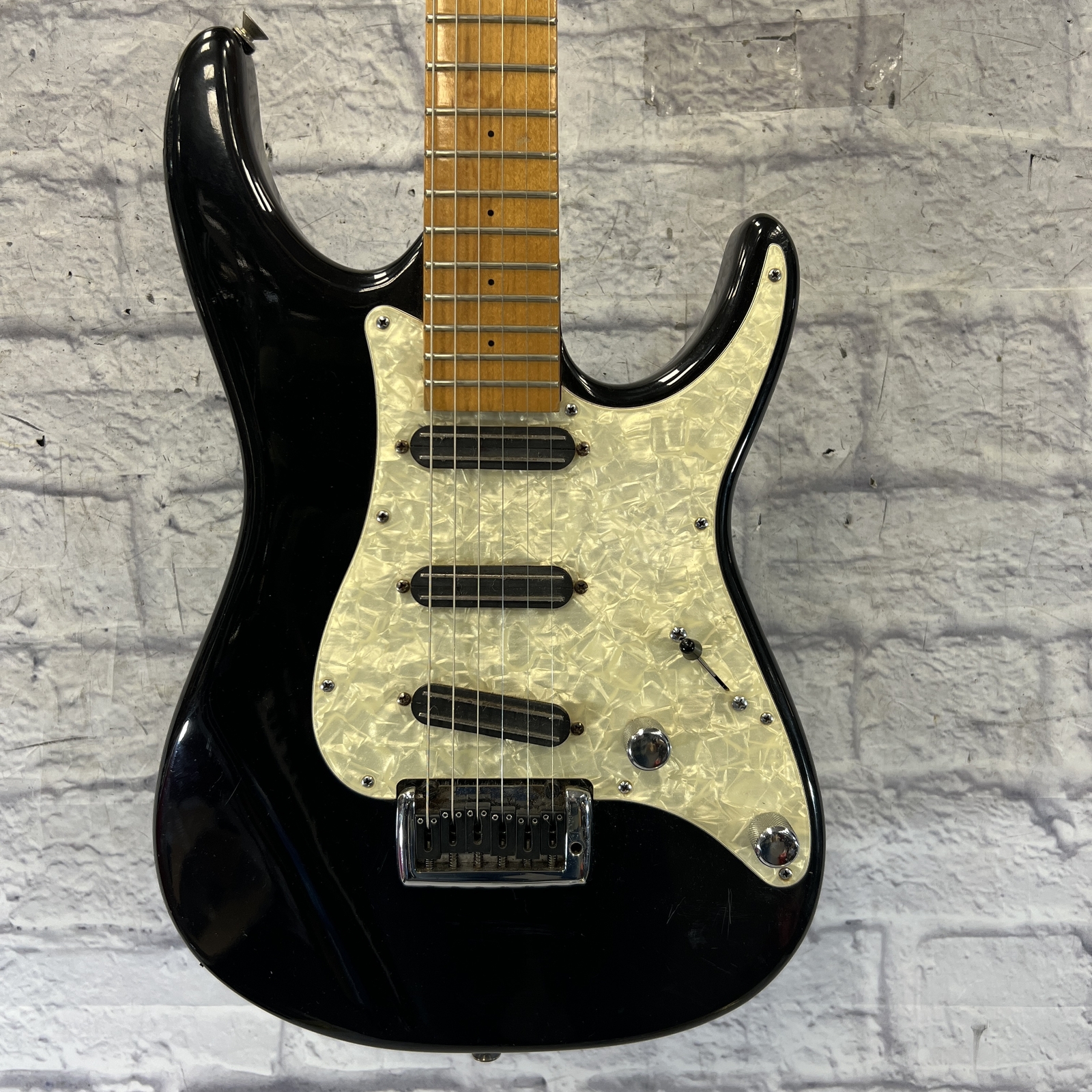 Peavey USA Axcelerator Electric Guitar Electric Guitar Deals