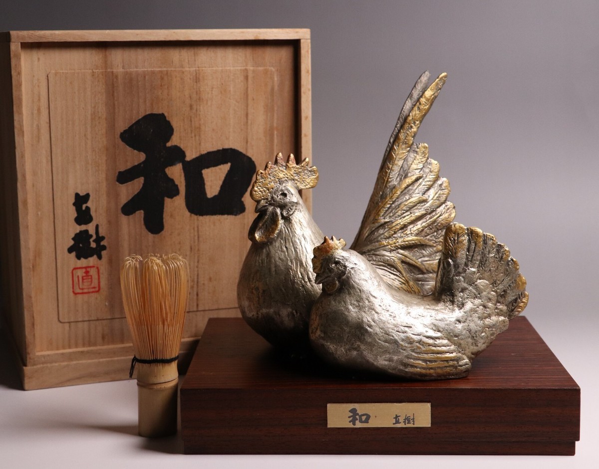 Vintage Japanese Bronze Chickens Statue 7.01inch Art Sculpture By