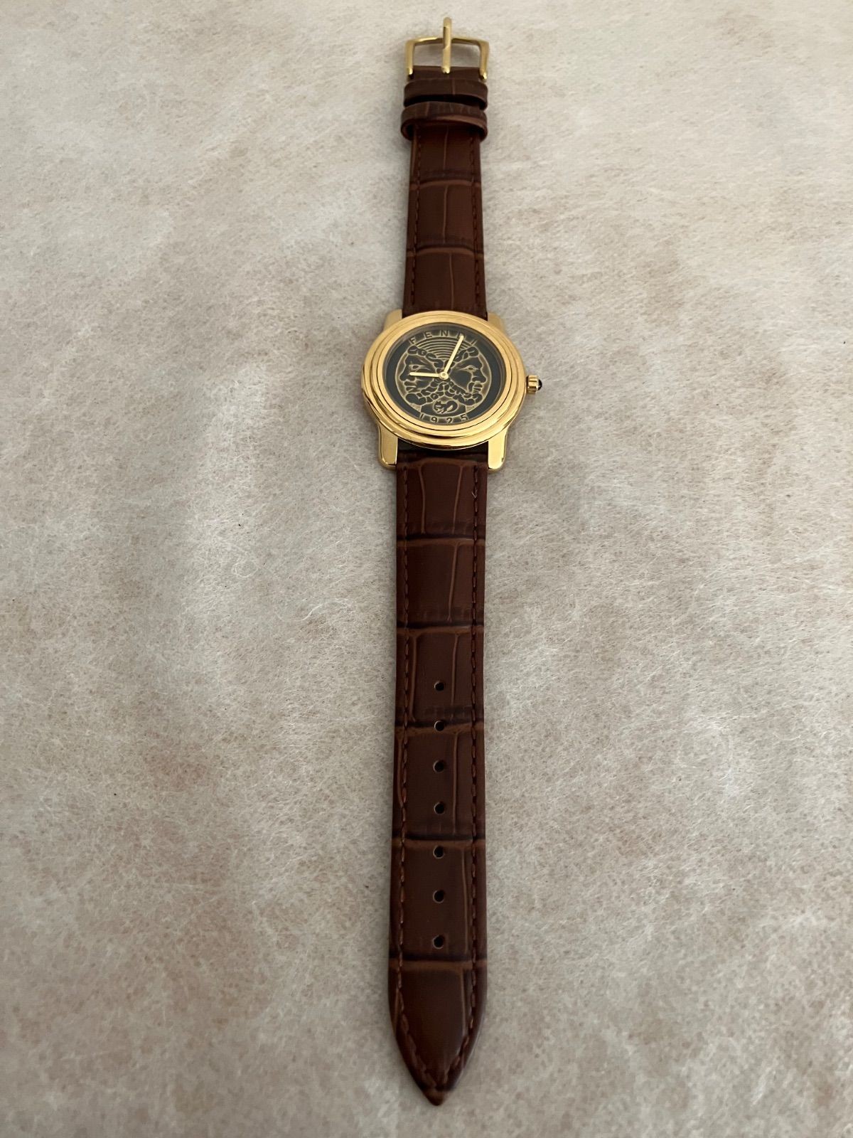 Fendi Gold & Black Quartz Watch 33mm Leather Band New Used From Japan thumbnail 4