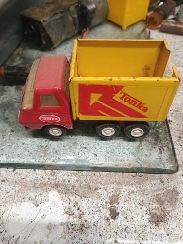 Tonka Toys 1970s Dump Truck