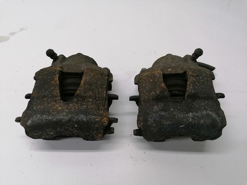 VW POLO 9N - Bremssattel Bremszange Bremse rechts & links vorne (43)