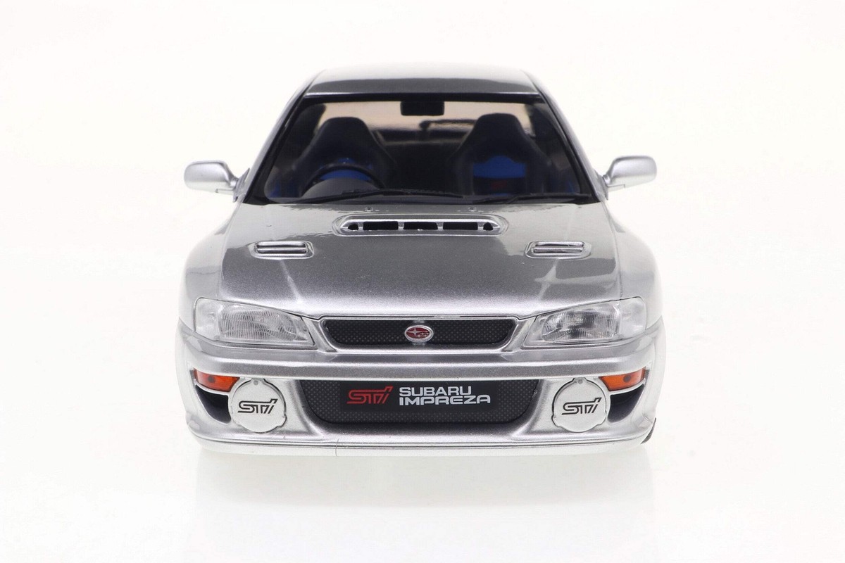 Pré-commande ] Subaru Impreza 22B Silver 1998 1/18 SOLIDO