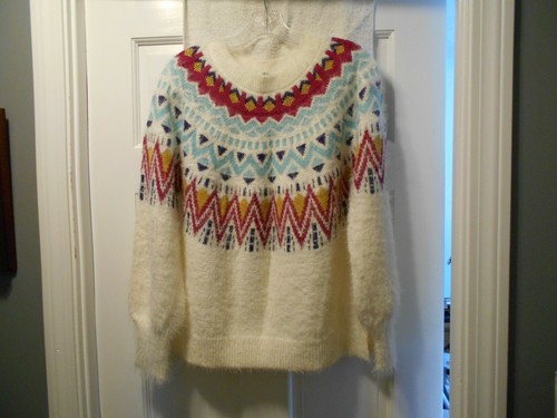 Fuzzy Sweater Long Sleeve Pull Over 