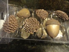 NIB 12 piece SHOWER CURTAIN HOOKS PINECONES Acorns goldish brown flower
