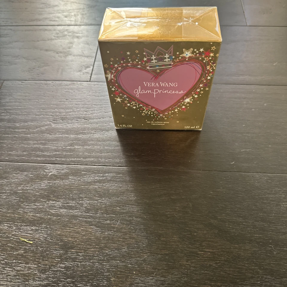 Vera Wang Glam Princess por Vera Wang Eau De Toilette Spray 3.3/3.4 OZ (Mujeres) Foto 4 de 4