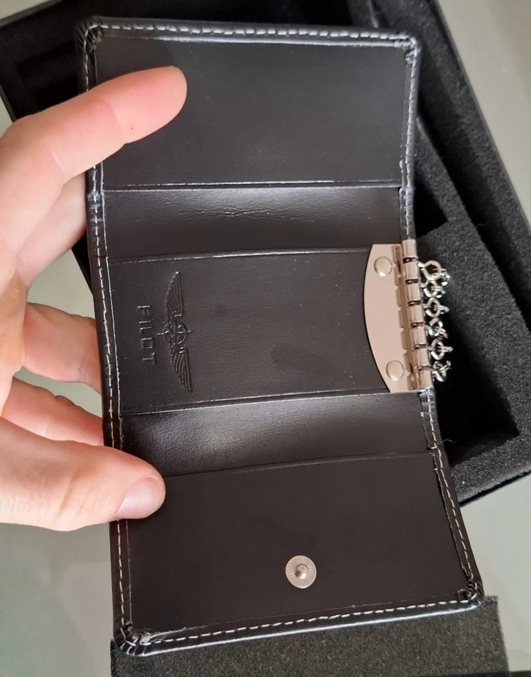 " PILOT WALLET SET" Portafoglio Portachiavi E Penna Originali Serigrafati Regalo - Imagen 4 de 4