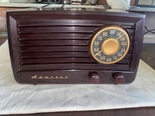 Classic  1950's Tube Radio Admiral  (5X12N) 