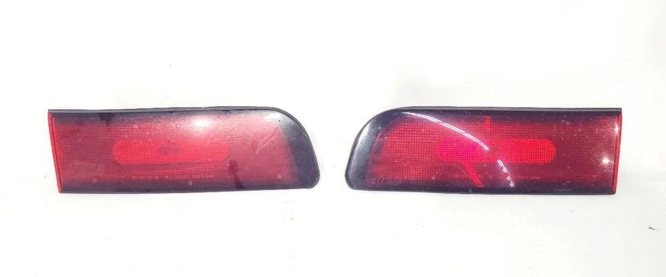 1992 1993 1994 1995 1996 1997 Subaru SVX OEM Juego completo de luces traseras Foto 2 de 4