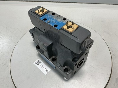 VICKERS DG4V-3-6C-M-U-HL7-60-B13 USED #151286
