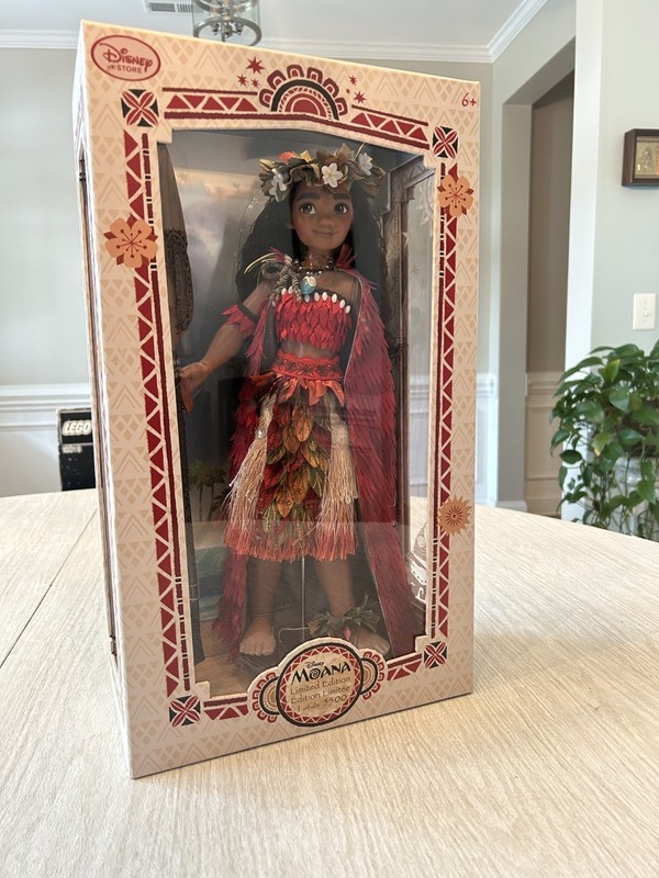 New! Disney's Moana 17" Exclusive Doll, Limited Edition 1 of 5500