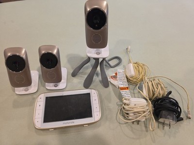 Motorola MBP845 Connectbu 5'' Video Baby Monitor with 3 Cameras 1 Stand
