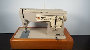 Vintage Nähmaschine Sänger Zickzack Stylist Modell 457 mit Pedal