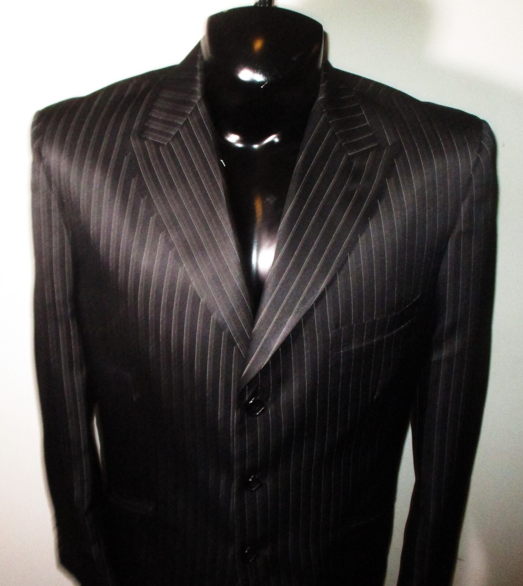 MIDTOWN MAN Black Pin Striped 2 Pc Suit Men's Size 42R