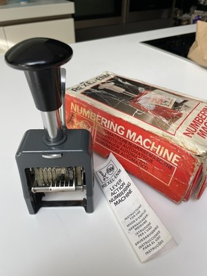 Vintage Rexel Lever Action Nummeriergerät mit Box 70er Jahre
