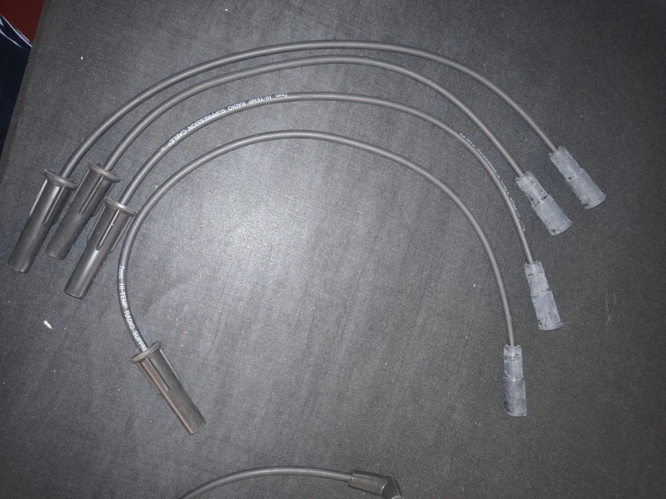 ¡Juego incompleto! Cables de bujía para Chevy 4.3 V6 Foto 4 de 4