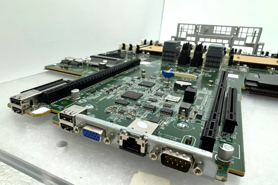 HP ProLiant DL560 Gen10 Server Dual LGA3647 DDR4 Motherboard 840401-002 - Image 2 of 2
