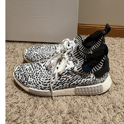 Adidas  NMD R1 Sashiko White Black Geometric Low Top Men's Athletic Sneakers