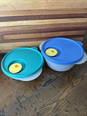 VTG. TUPPERWARE ROUND MICROWAVE & STORAGE CONTAINERS 2646 2647 VENTED LIDS