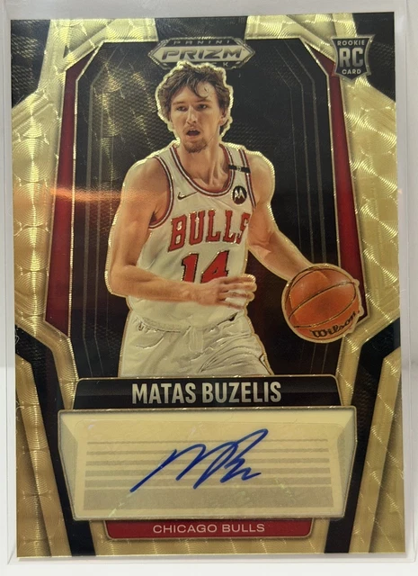 2024-25 Prizm Black Matas Buzelis Gold Vinyl Signatures Auto RC #1/5