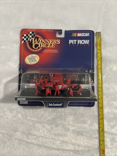NASCAR 1998 Winners Circle 1:64 Pit Row Dale Earnhardt Coca-Cola Car Sealed - Picture 6 of 7