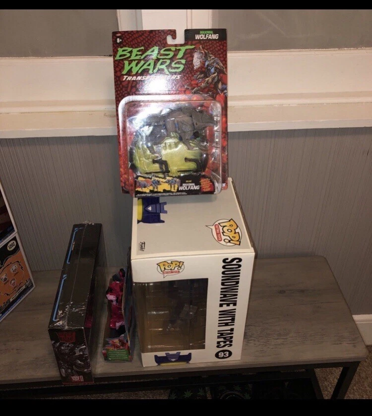 Transformers Lot - Image 2 of 4