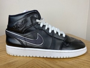air jordan 1 mid branco e preto