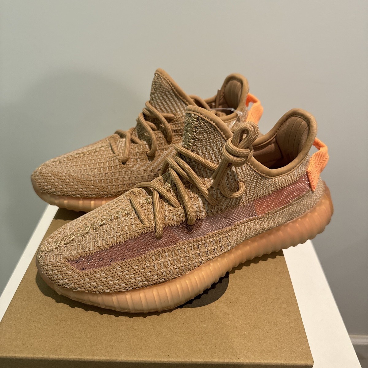 【値下げ中】YEEZY BOOST 350 V2 NEW adidas Yeezy Boost 350 V2 Clay 2019 LOW Sizes! 4 4.5 5 5.5 6