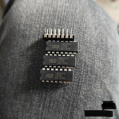 New ISD1820PY Single-Chip Voice Record/Playback Device PDIP14 x 1pc