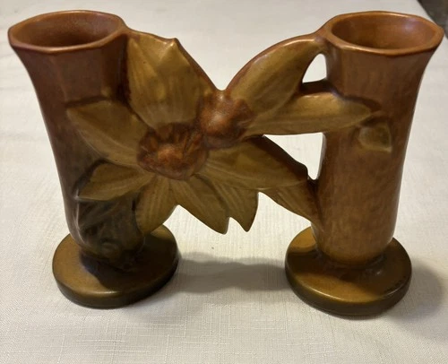 Vintage Roseville USA Pottery Clematis Autumn Brown Vase EXCELLENT CONDITION