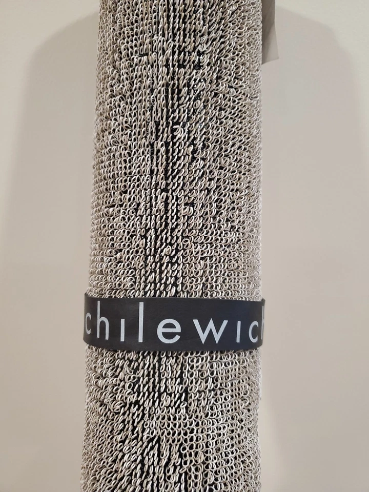 NUEVO Alfombra Chilewich Heathered Shag Utilitaria Interior/Exterior Alfombra 2' x 3' Masilla Marrón  Foto 3 de 4