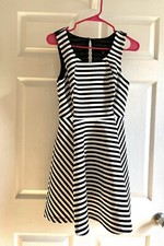 EXPRESS Size XS Fit & Flare Skater Dress Black & White Stripes Button Back EUC