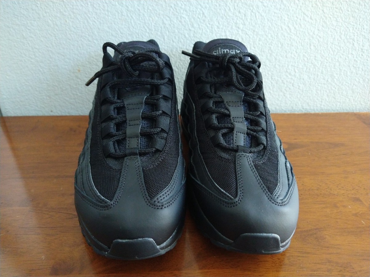 靴 Nike AirMax95 Essential Triple Black Nike Air Max 95 Essential Triple Black Running Shoes Men's