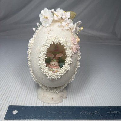 VTG Diorama Sugar Easter egg, a traditional Easter decoration Delicate Good Cond