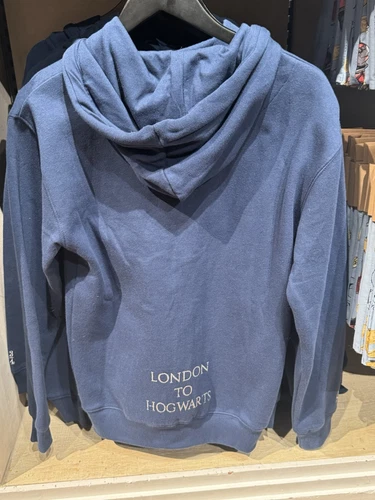 Harry Potter Wizarding World NY Exclusive Hogwarts Platform 9 3/4 Blue Hoodie - Picture 6 of 8